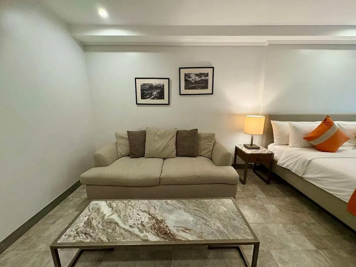Sheryll Escapes - La Grande Phase 2 Grand Studio 204 With Balcony, Wifi & Netflix Ángeles 0*,